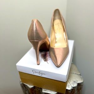 Jessica Simpson Pumps